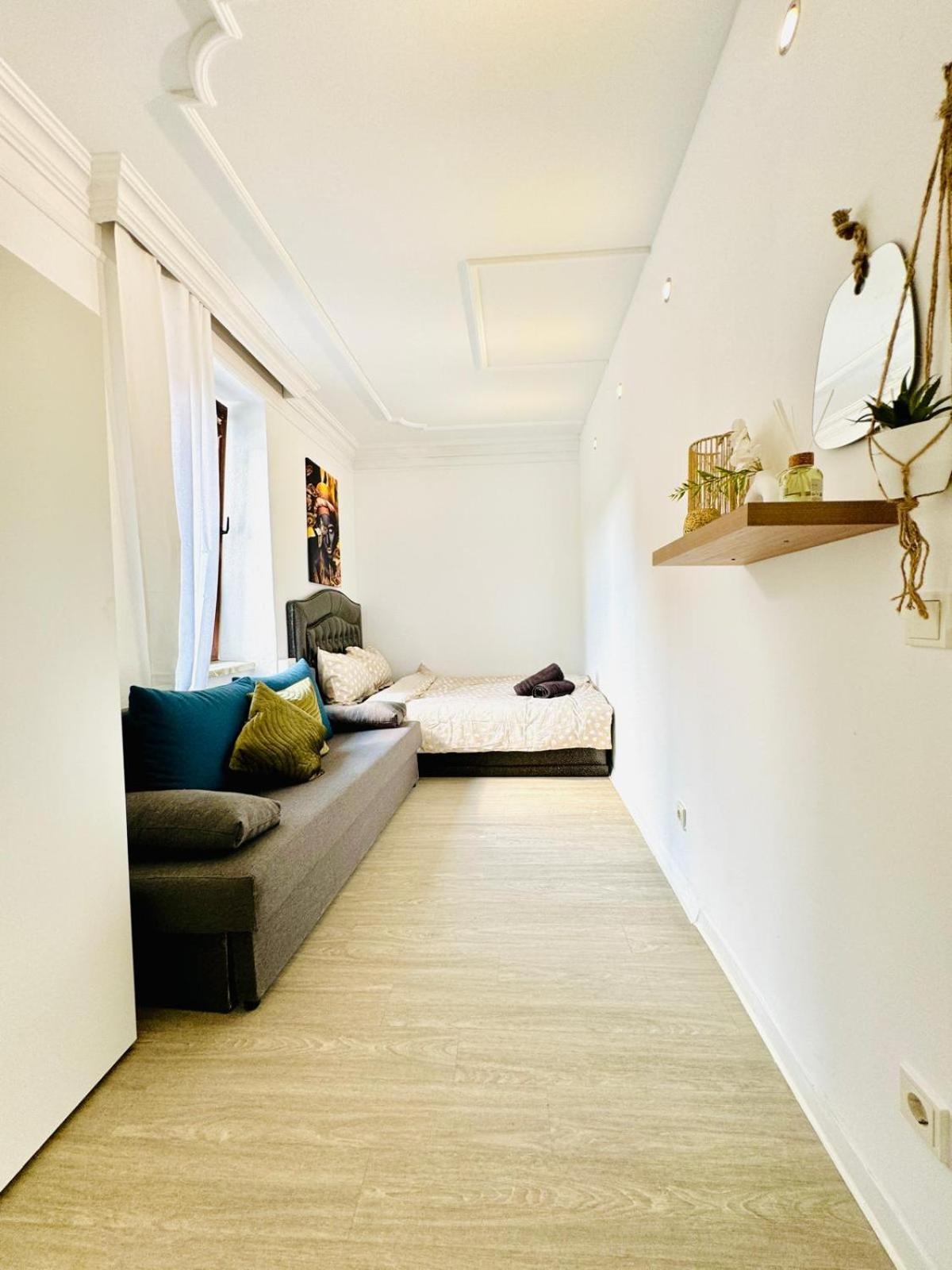 Very Spacious Apartment For Up To 7P With Great Location Viyana Dış mekan fotoğraf