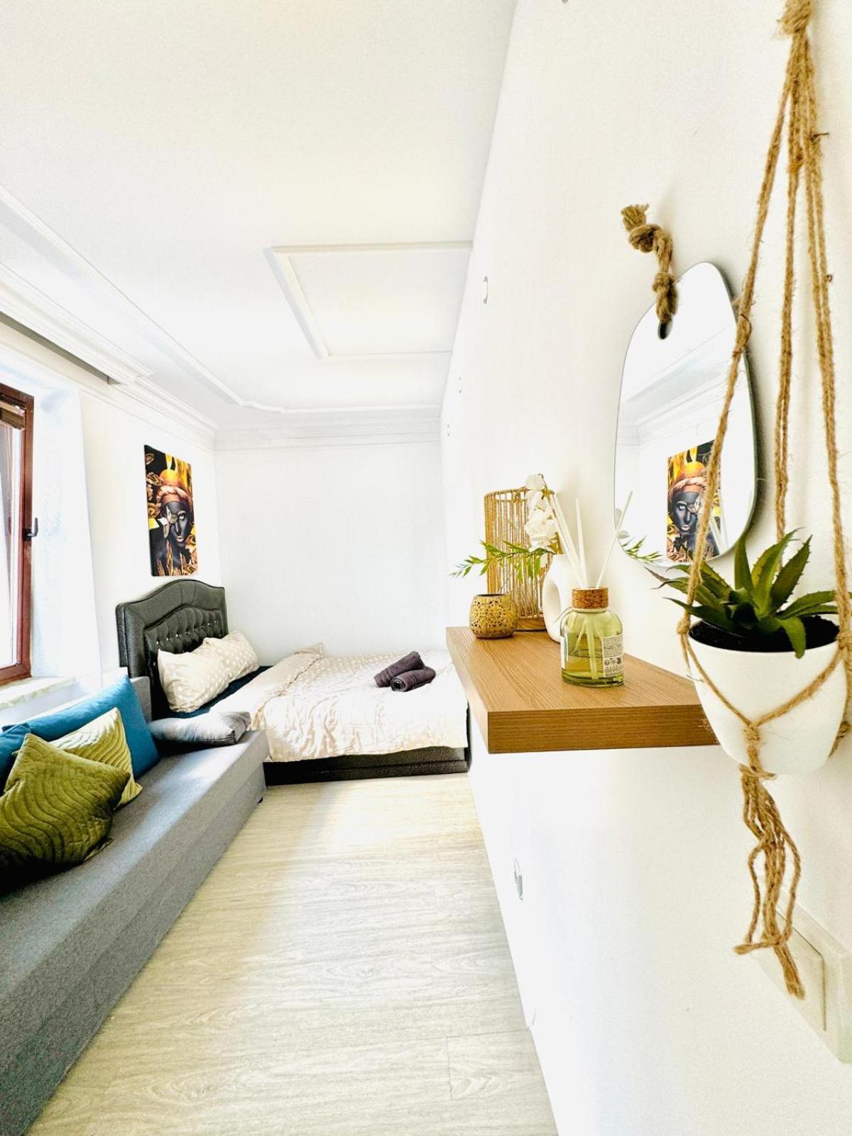 Very Spacious Apartment For Up To 7P With Great Location Viyana Dış mekan fotoğraf