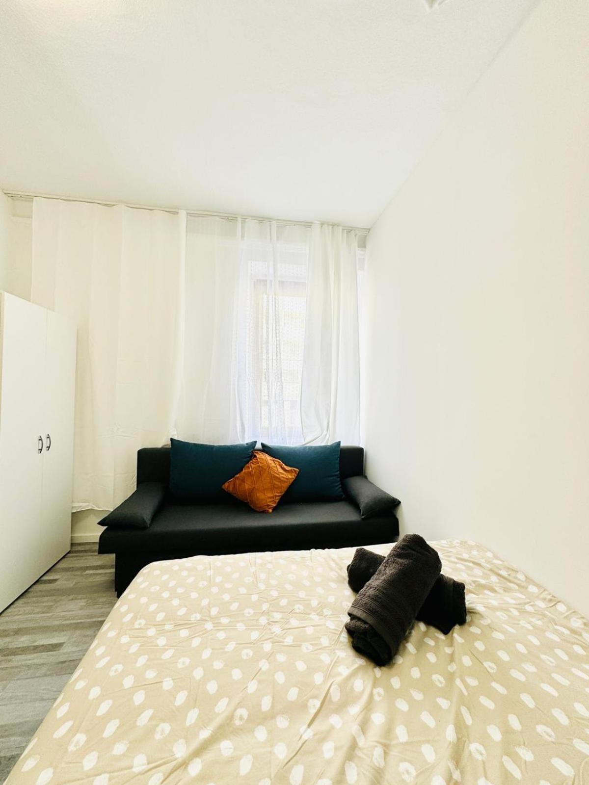 Very Spacious Apartment For Up To 7P With Great Location Viyana Dış mekan fotoğraf