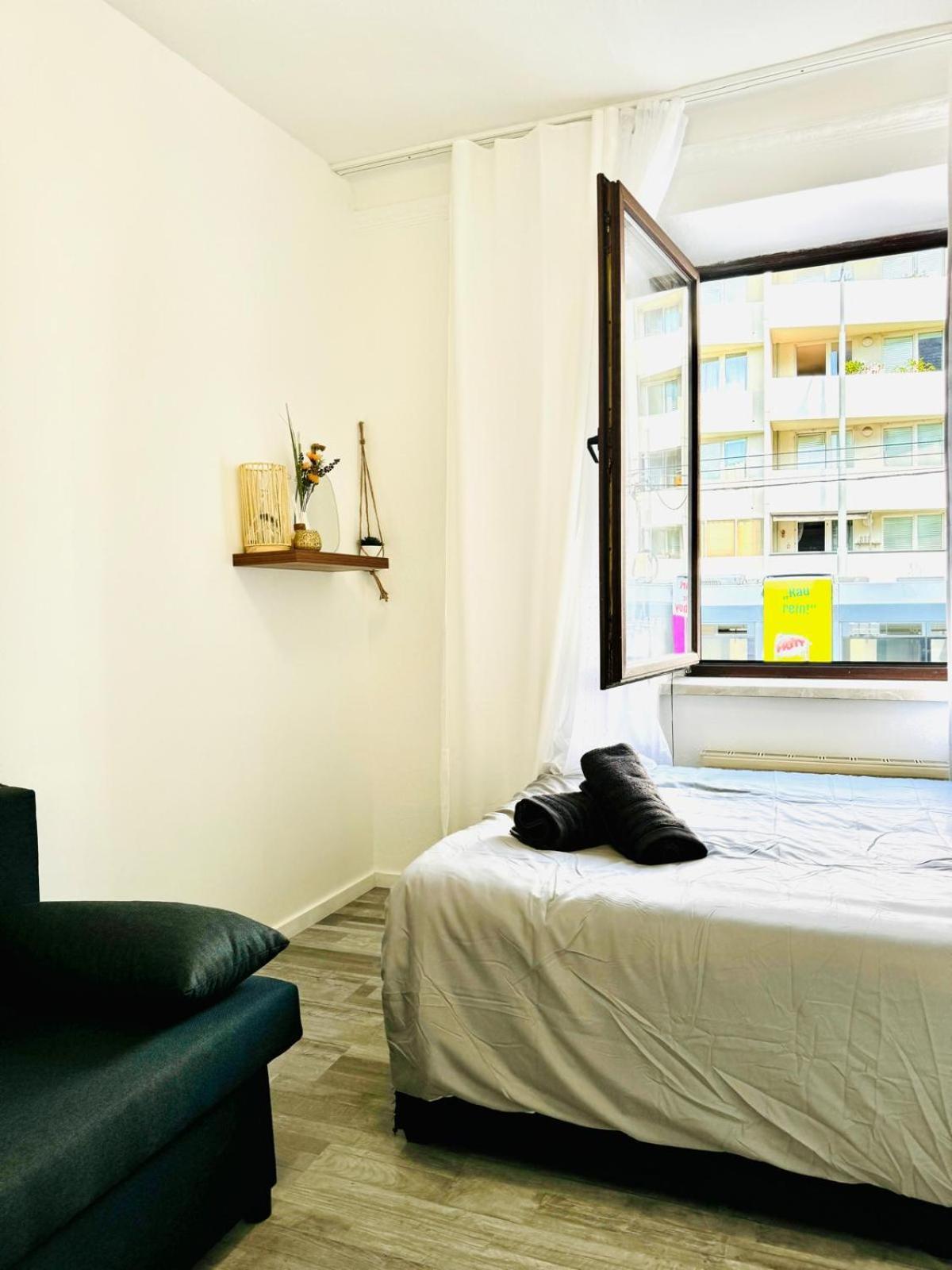 Very Spacious Apartment For Up To 7P With Great Location Viyana Dış mekan fotoğraf